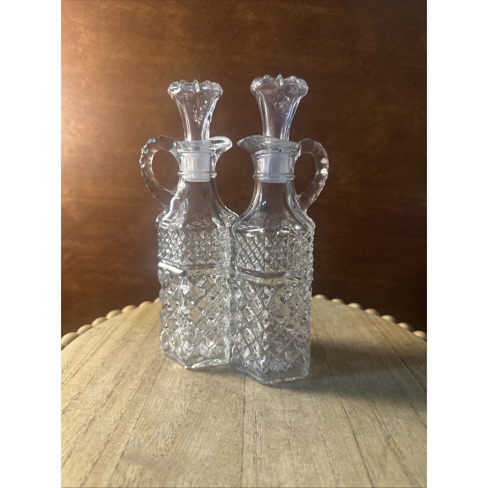 Vintage 1960's Set of 2 Anchor Hocking Wexford Pattern Glass Cruet With Stoppers